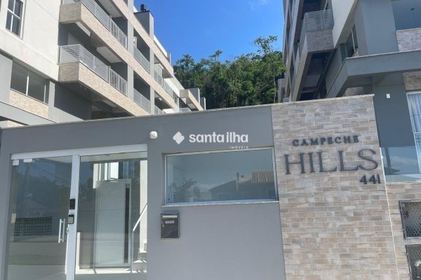 Apartamento à venda com 69m², 2 quartos, 1 suíte, 1 vaga no bairro Ribeirão da Ilha em Florianopolis