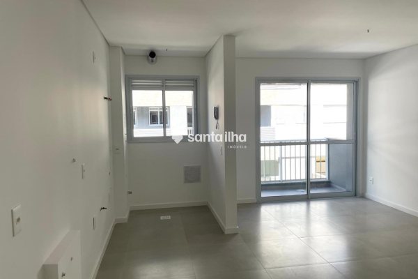 Apartamento à venda com 69m², 2 quartos, 1 suíte, 1 vaga no bairro Ribeirão da Ilha em Florianopolis