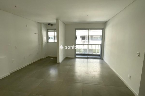 Apartamento à venda com 69m², 2 quartos, 1 suíte, 1 vaga no bairro Ribeirão da Ilha em Florianopolis