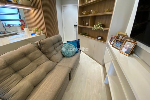 Apartamento à venda com 67m², 2 quartos, 1 suíte, 1 vaga no bairro João Paulo em Florianópolis