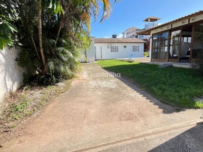 Casa à venda com 142m², 2 quartos, 2 vagas no bairro Campeche em Florianópolis - Foto 2
