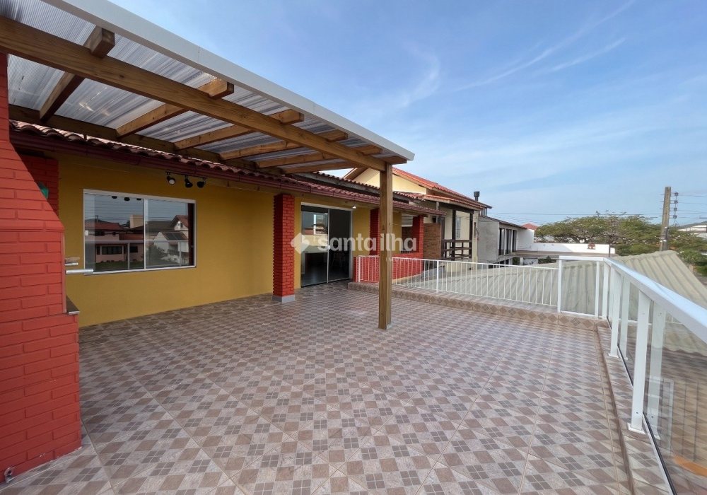Casa para alugar com 100m², 3 quartos, 2 vagas no bairro Campeche em Florianópolis - Foto 1