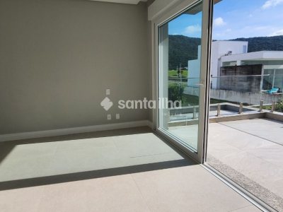 Casa à venda com 365m², 4 quartos, 4 suítes, 4 vagas no bairro Lagoa da Conceição em Florianópolis - Foto 32