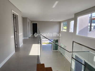 Casa à venda com 365m², 4 quartos, 4 suítes, 4 vagas no bairro Lagoa da Conceição em Florianópolis - Foto 22