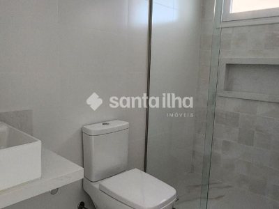 Casa à venda com 365m², 4 quartos, 4 suítes, 4 vagas no bairro Lagoa da Conceição em Florianópolis - Foto 30