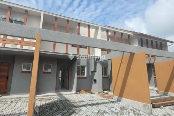 Casa em Condomínio à venda com 78m², 2 quartos, 2 suítes, 1 vaga no bairro Morro das Pedras em Florianópolis