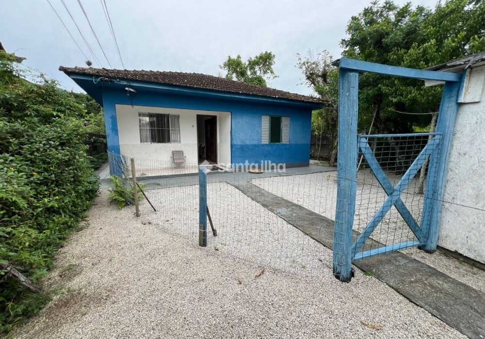 Terreno à venda com 4.215m² no bairro Ribeirão da Ilha em Florianópolis - Foto 1