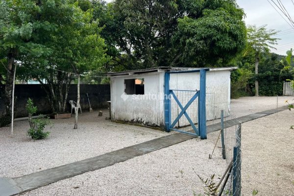 Terreno à venda com 4.215m² no bairro Ribeirão da Ilha em Florianópolis