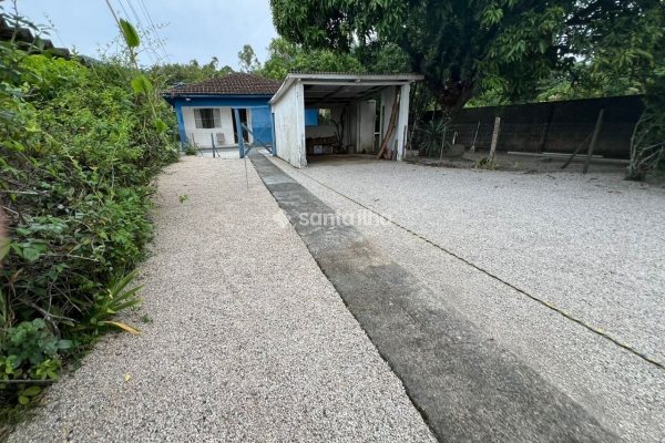 Terreno à venda com 4.215m² no bairro Ribeirão da Ilha em Florianópolis