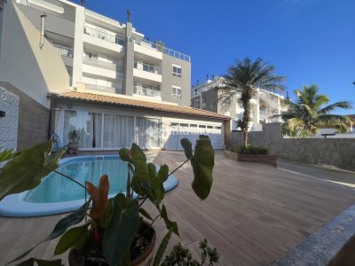 Casa para alugar ou comprar com 250m², 3 quartos, 1 suíte, 3 vagas no bairro Campeche em Florianópolis - Foto 19