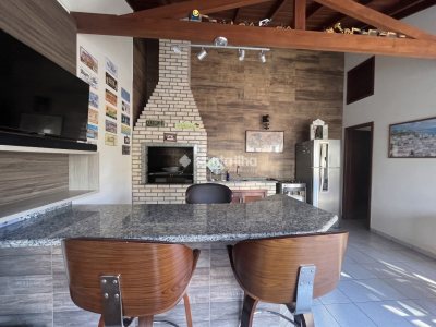 Casa para alugar ou comprar com 250m², 3 quartos, 1 suíte, 3 vagas no bairro Campeche em Florianópolis - Foto 16