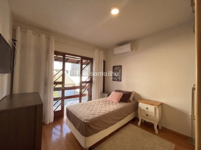 Casa para alugar ou comprar com 250m², 3 quartos, 1 suíte, 3 vagas no bairro Campeche em Florianópolis - Foto 33