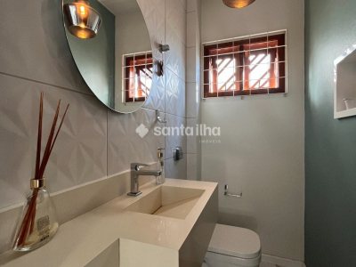 Casa para alugar ou comprar com 250m², 3 quartos, 1 suíte, 3 vagas no bairro Campeche em Florianópolis - Foto 11