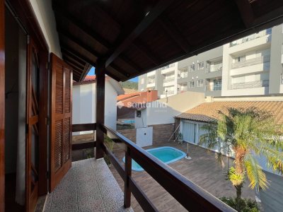 Casa para alugar ou comprar com 250m², 3 quartos, 1 suíte, 3 vagas no bairro Campeche em Florianópolis - Foto 37