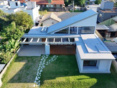 Casa em Condomínio à venda com 281m², 3 quartos, 3 suítes, 6 vagas no bairro Rio Tavares em Florianópolis - Foto 3