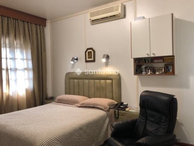 Casa à venda com 416m², 4 quartos, 2 suítes, 4 vagas no bairro Agronômica em Florianópolis - Foto 12