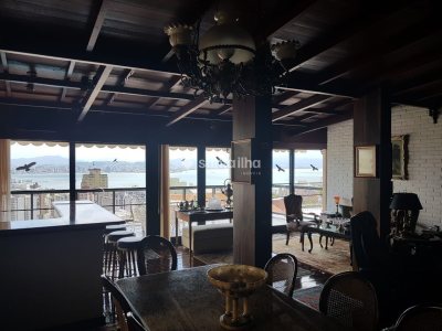 Casa à venda com 416m², 4 quartos, 2 suítes, 4 vagas no bairro Agronômica em Florianópolis - Foto 6