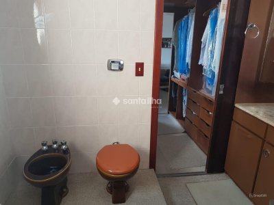Casa à venda com 416m², 4 quartos, 2 suítes, 4 vagas no bairro Agronômica em Florianópolis - Foto 19