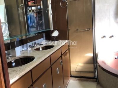 Casa à venda com 416m², 4 quartos, 2 suítes, 4 vagas no bairro Agronômica em Florianópolis - Foto 13
