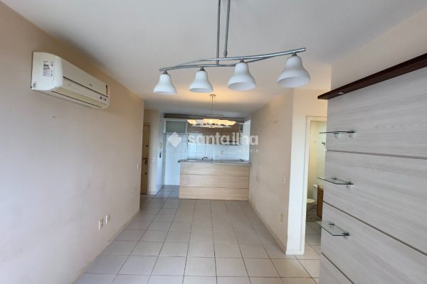 Apartamento à venda com 77m², 3 quartos, 1 suíte, 1 vaga no bairro Costeira do Pirajubaé em Florianópolis