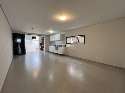 Casa para alugar com 201m², 3 quartos, 1 suíte, 2 vagas no bairro Campeche em Florianópolis - Foto 2