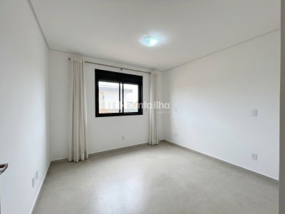 Casa para alugar com 201m², 3 quartos, 1 suíte, 2 vagas no bairro Campeche em Florianópolis - Foto 15