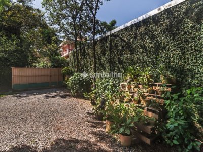 Casa para alugar com 271m², 4 quartos, 1 suíte, 2 vagas no bairro Campeche em Florianópolis - Foto 48