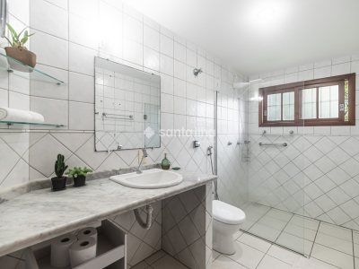 Casa para alugar com 271m², 4 quartos, 1 suíte, 2 vagas no bairro Campeche em Florianópolis - Foto 36