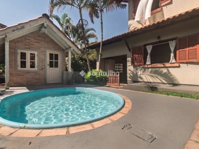 Casa para alugar com 271m², 4 quartos, 1 suíte, 2 vagas no bairro Campeche em Florianópolis - Foto 51