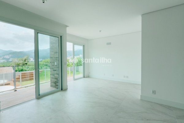 Apartamento à venda com 96m², 3 quartos, 1 suíte, 2 vagas no bairro João Paulo em Florianópolis