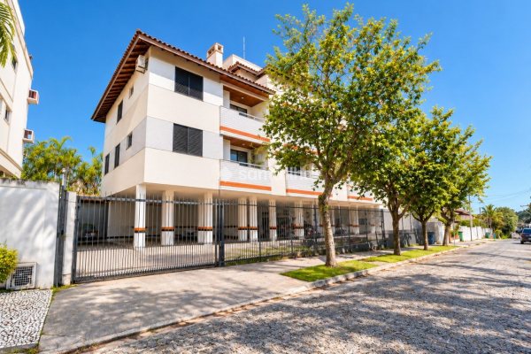 Cobertura à venda com 173m², 3 quartos, 1 suíte, 1 vaga no bairro Lagoa da Conceição em Florianópolis