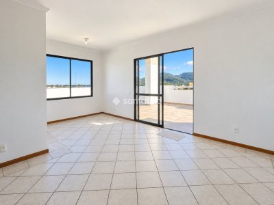 Cobertura à venda com 173m², 3 quartos, 1 suíte, 1 vaga no bairro Lagoa da Conceição em Florianópolis - Foto 3