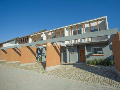 Casa em Condomínio à venda com 78m², 2 quartos, 2 suítes, 1 vaga no bairro Morro das Pedras em Florianópolis - Foto 4