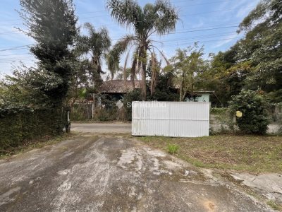 Casa para alugar com 110m², 3 quartos, 1 suíte, 4 vagas no bairro Ribeirão da Ilha em Florianópolis - Foto 23