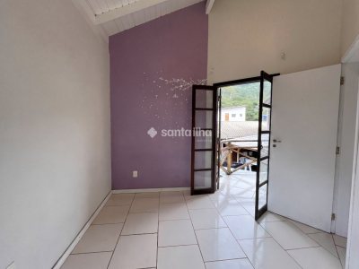 Casa para alugar com 110m², 3 quartos, 1 suíte, 4 vagas no bairro Ribeirão da Ilha em Florianópolis - Foto 14