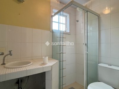 Casa para alugar com 110m², 3 quartos, 1 suíte, 4 vagas no bairro Ribeirão da Ilha em Florianópolis - Foto 7