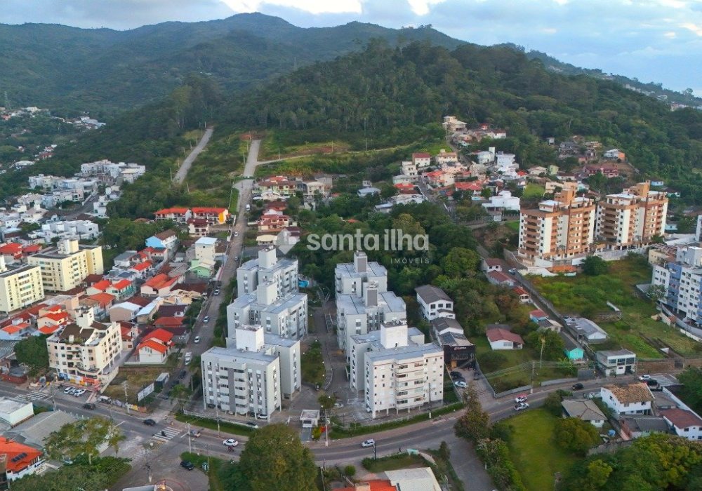 Apartamento à venda com 109m², 4 quartos, 1 suíte, 1 vaga no bairro Córrego Grande em Florianópolis - Foto 1