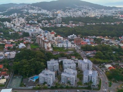 Apartamento à venda com 109m², 4 quartos, 1 suíte, 1 vaga no bairro Córrego Grande em Florianópolis - Foto 4