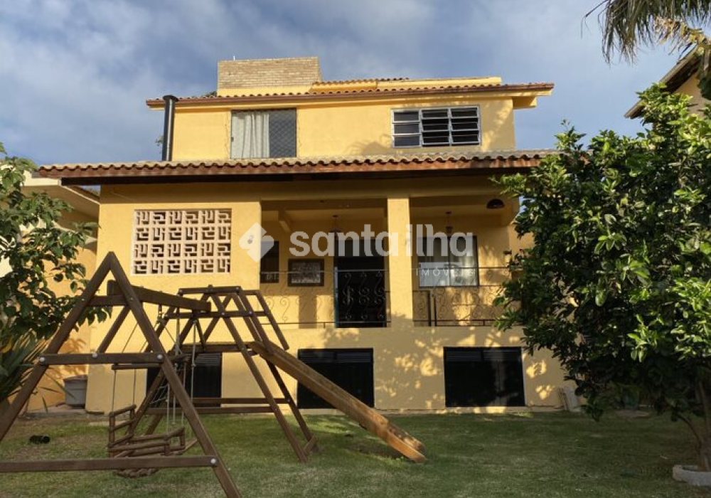 Casa à venda com 189m², 6 quartos, 1 suíte, 4 vagas no bairro Campeche em Florianópolis - Foto 1