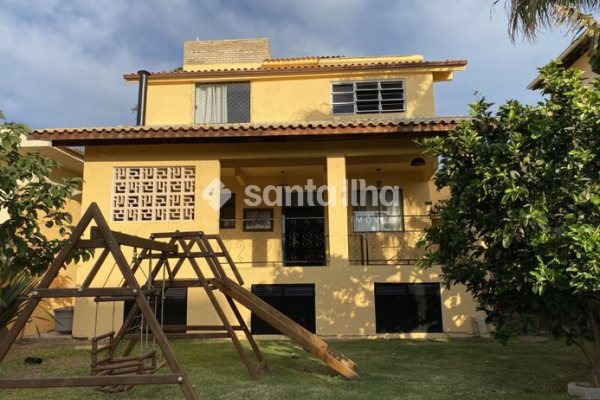 Casa à venda com 189m², 6 quartos, 1 suíte, 4 vagas no bairro Campeche em Florianópolis