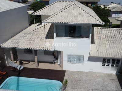 Casa à venda com 121m², 4 quartos, 1 suíte, 2 vagas no bairro Campeche em Florianópolis - Foto 2