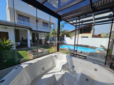 Casa à venda com 264m², 3 quartos, 1 suíte, 3 vagas no bairro Açores em Florianópolis - Foto 23
