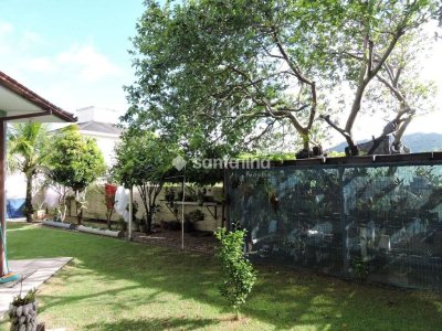 Casa à venda com 245m², 4 quartos, 1 suíte, 2 vagas no bairro Campeche em Florianópolis - Foto 27