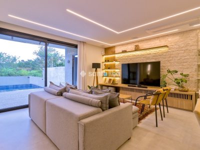 Casa à venda com 236m², 3 quartos, 3 suítes, 4 vagas no bairro Córrego Grande em Florianópolis - Foto 9