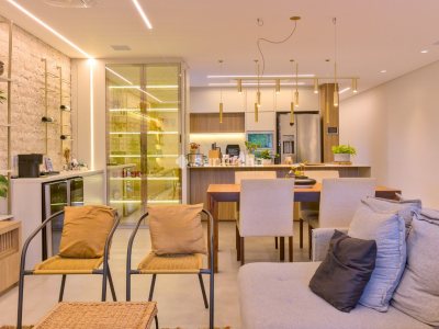 Casa à venda com 236m², 3 quartos, 3 suítes, 4 vagas no bairro Córrego Grande em Florianópolis - Foto 10