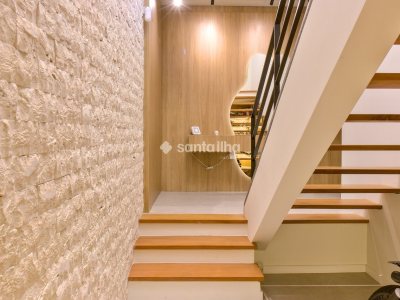 Casa à venda com 236m², 3 quartos, 3 suítes, 4 vagas no bairro Córrego Grande em Florianópolis - Foto 21