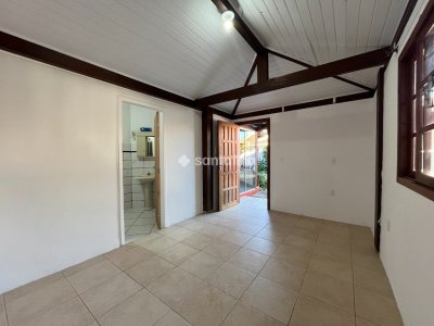 Casa para alugar com 220m², 4 quartos, 2 suítes, 5 vagas no bairro Campeche em Florianópolis - Foto 31