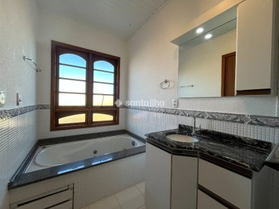 Casa para alugar com 220m², 4 quartos, 2 suítes, 5 vagas no bairro Campeche em Florianópolis - Foto 30