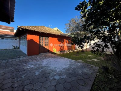 Casa para alugar com 220m², 4 quartos, 2 suítes, 5 vagas no bairro Campeche em Florianópolis - Foto 37