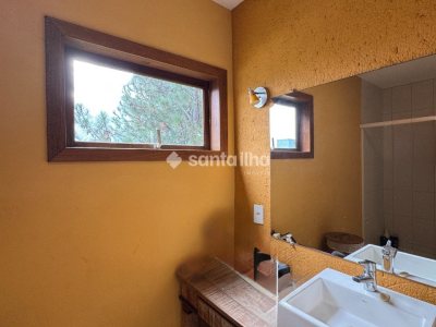 Casa à venda com 241m², 3 quartos, 1 suíte, 1 vaga no bairro Campeche em Florianópolis - Foto 15